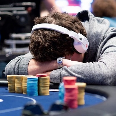 Tilt i kontrola emocji w pokerze