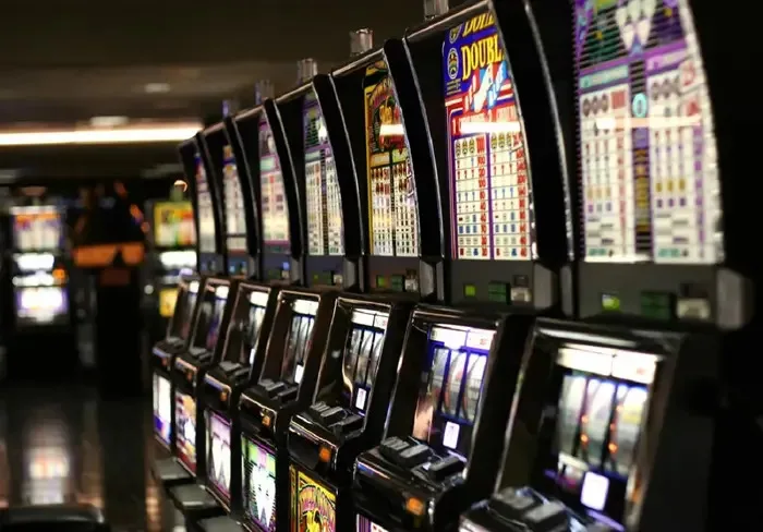 Classic vs video slots